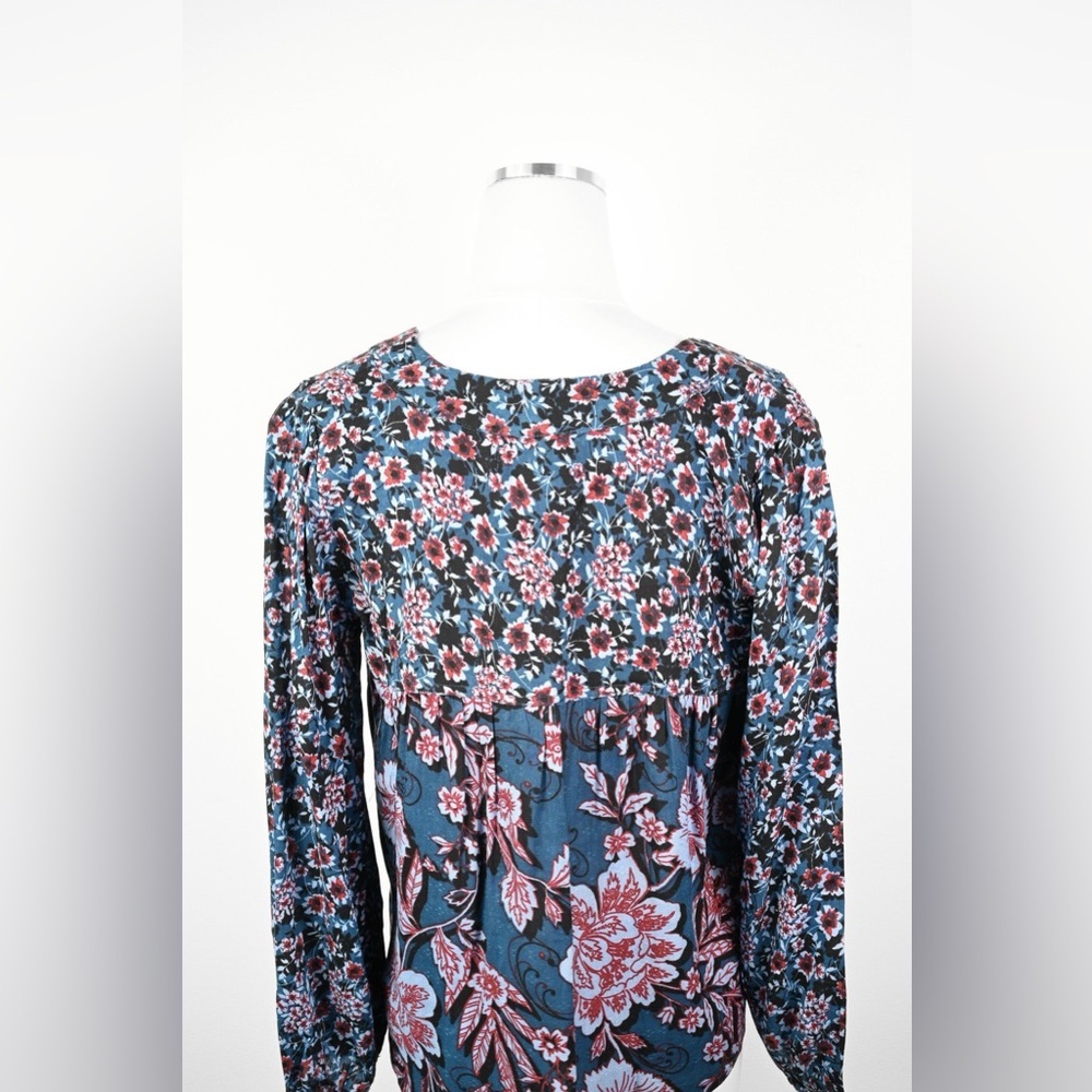 Band of The Free Floral Blouse - Picture 10 of 10